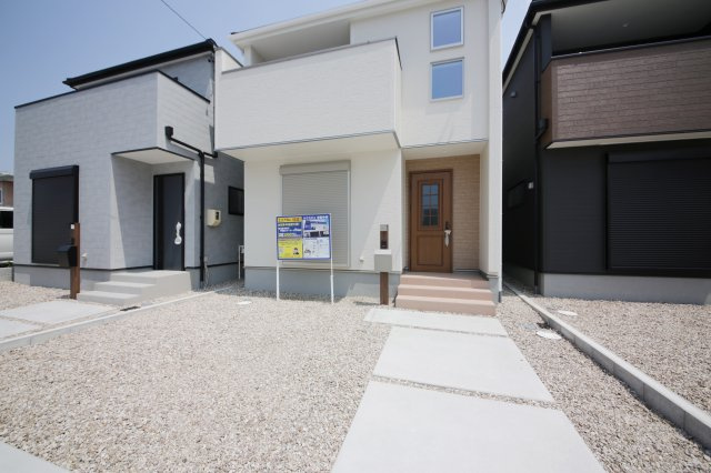 半田市宮本町6丁目　2号棟の外観