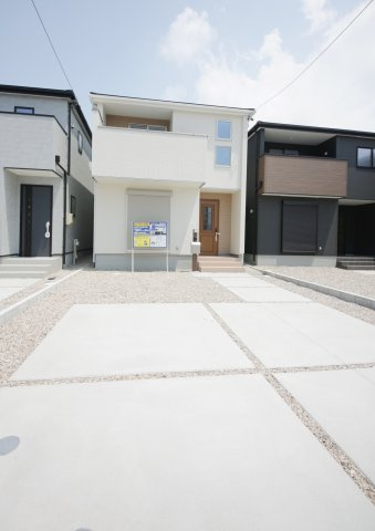 半田市宮本町6丁目　2号棟の駐車場