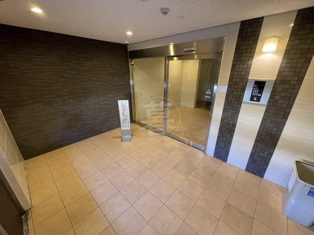 グランヴァン多摩川のエントランス