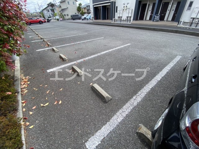 ベル・グラース　Ｔの駐車場|高崎、前橋のお部屋探しはエンドスケープまで！お客様の理想お聞かせ下さい♪
