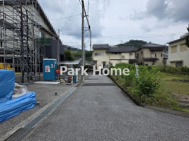 高知市針木東町　第1・2号棟 新築戸建ての前面道路含む現地写真