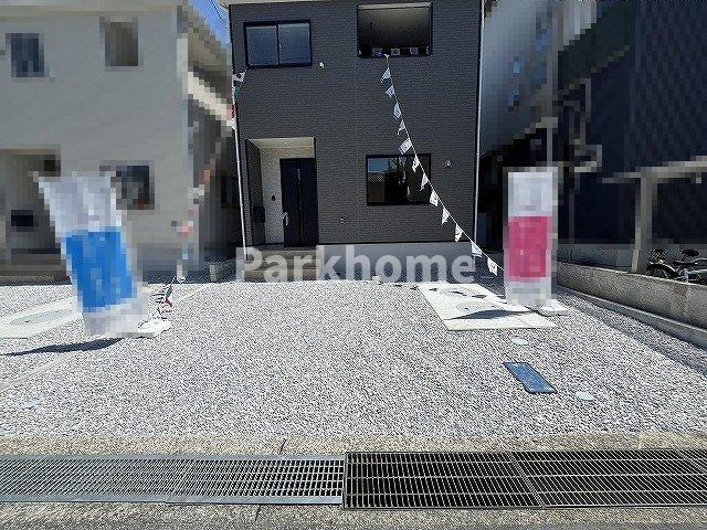 高知市針木東町　第1・2号棟 新築戸建ての駐車場