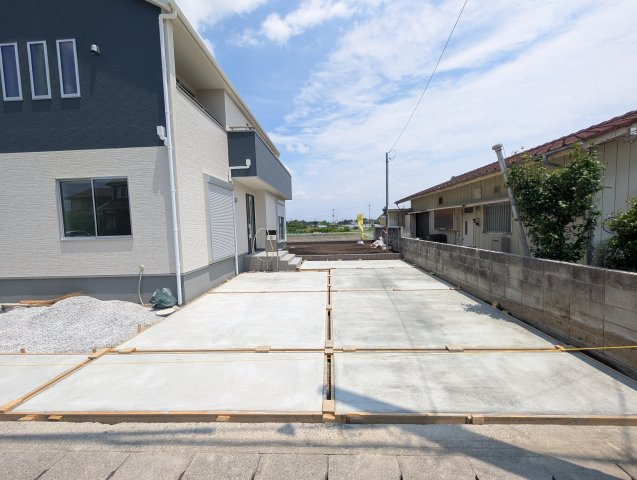 【間取り】 | リーブルガーデン.S高崎市町屋町第3ー① | 全居室南向き＋6帖以上ののびのび間取り！
家庭内で使い分けられるバルコニー2ヵ所！