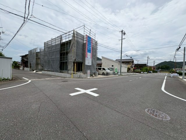 クワイエ　岐阜市中川原第２　全４区画分譲の前面道路含む現地写真|「現地（2026年7月13日）撮影」　
■前面道路　
■ヤマダ不動産　株式会社リライフ