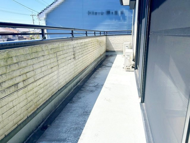 【バルコニー】 | 中古一戸建　南国市緑ヶ丘３丁目