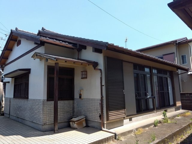 売中古戸建　富士市天間の外観|平屋建てなので効率よい生活動線が確保出来ます。メンテナンス費用を抑える事も出来ます。