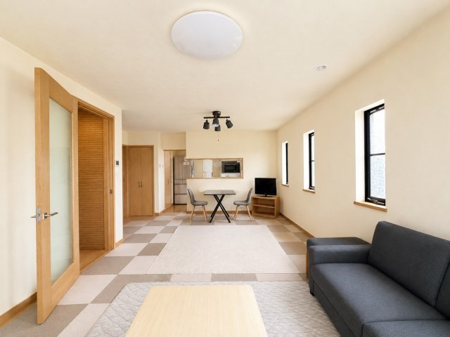 桜川市富谷中古戸建【住友林業】の居間・リビング