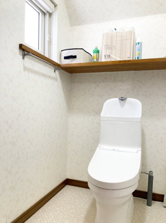 【トイレ】 | 手稲区稲穂4条6丁目　中古戸建 | 【2階トイレ】1・2階トイレ有で生活便利なお家♪