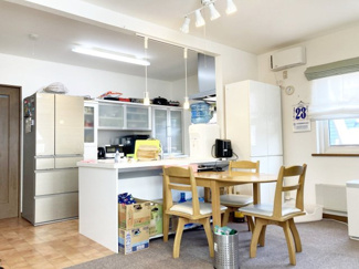 【ダイニング】 | 手稲区稲穂4条6丁目　中古戸建 | 家族団欒を楽しめる広々ダイニングスペース♪