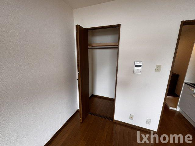 アンソレイエ・シャンブルの収納|小物を収納するのに便利です