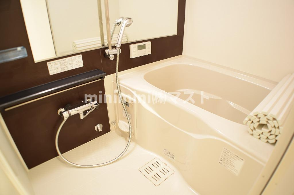 プレサンス難波元町の浴室