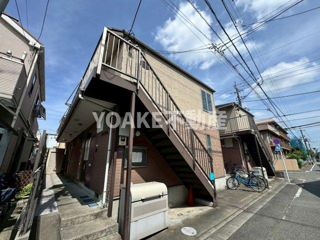 ヴィラージュ中町ＷＥＳＴのエントランス