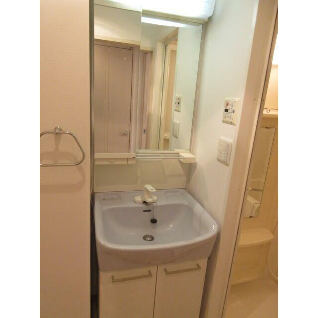 鎌倉市大船２丁目の賃貸マンションの洗面所