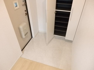 【玄関】 | セントーレア