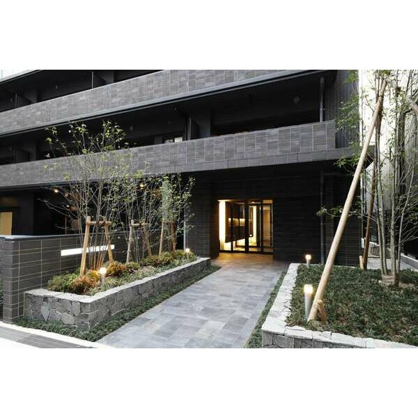 SK RESIDENCES SHINSAIBASHIのエントランス