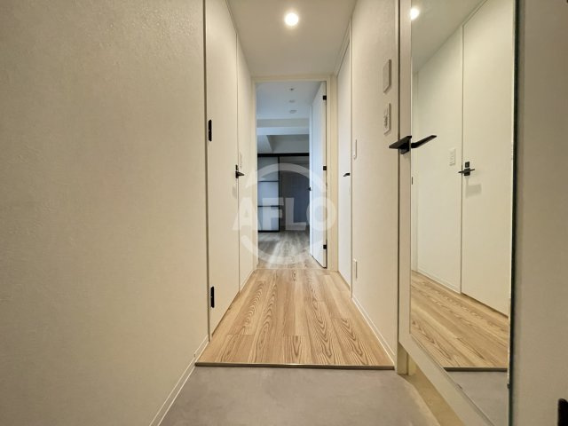 クロスレジデンス阿波座の玄関|アーバネックス阿波座駅前　玄関