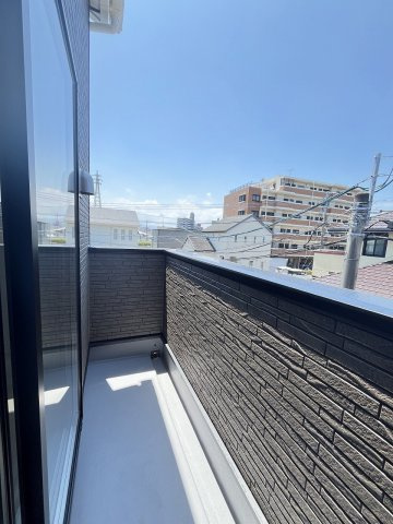 【バルコニー】 | 糟屋郡粕屋町阿恵第1　2号棟（全2棟）【仲介手数料無料・0円】 | 施工例。施工例は完成時と異なる場合があります。
