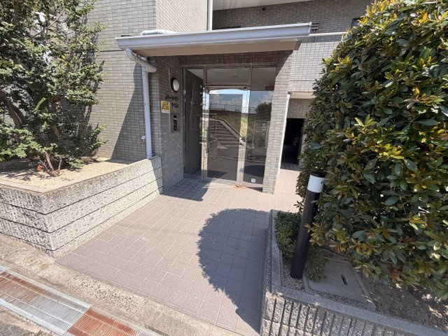 リバーサイドテラスのエントランス