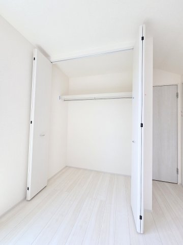 青梅市末広町1丁目　全２棟の収納