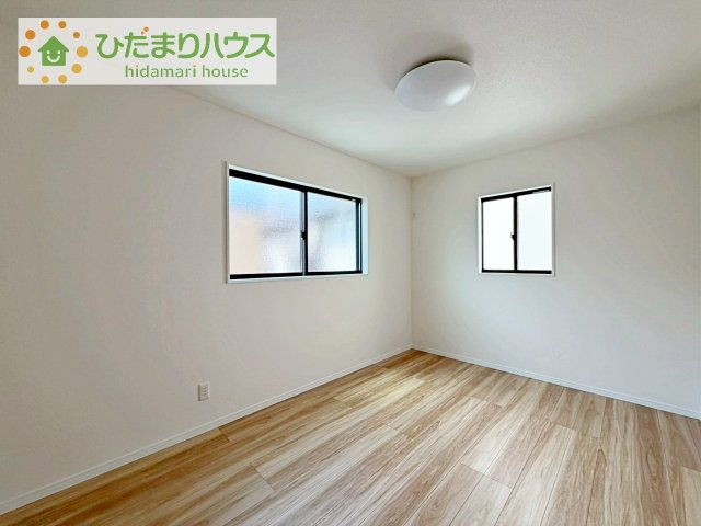 【洋室】 | 筑西市幸町第1期　新築戸建　3号棟 | お掃除しやすく、清潔感を保てるのでダニも発生しにくいフローリング♪