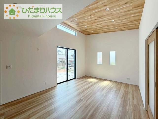 【居間・リビング】 | 筑西市幸町第1期　新築戸建　3号棟 | 早くお仕事終わらせて、家に帰りたくなるようなリビングです(^^♪