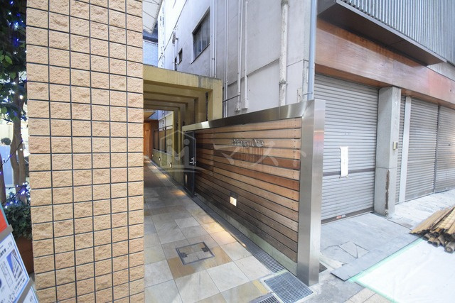 南森町プライマリーワンのエントランス