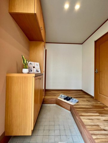 中古戸建　柏市篠籠田の玄関