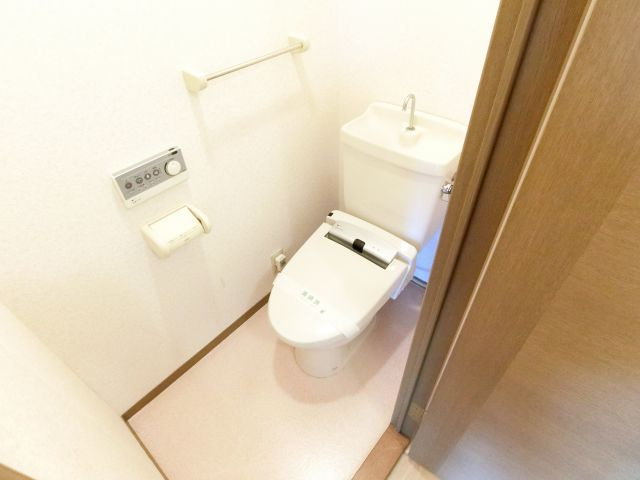 竹城台ハイツＥ棟のトイレ|同物件別部屋イメージ写真