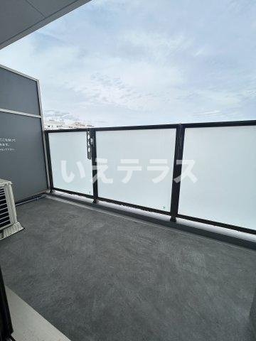 セレニテ神戸ミラクノールのバルコニー