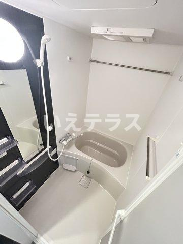 セレニテ神戸ミラクノールの浴室