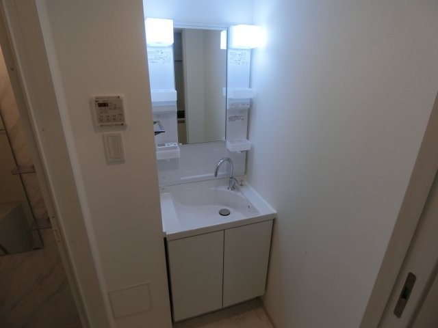 リルシア武蔵中原の洗面所|他のお部屋の参考写真となります。