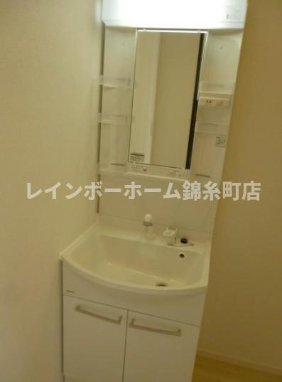 イレブンの独立洗面台