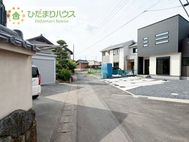 【前面道路含む現地写真】 | 筑西市乙第1期　新築戸建　2号棟