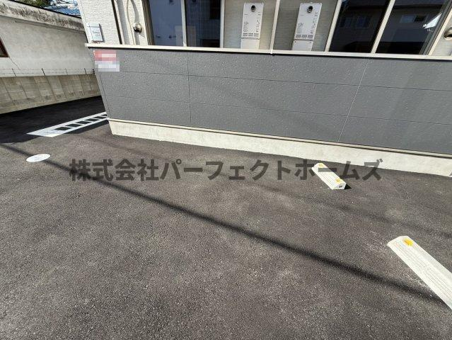 リテラス光善寺の駐車場|車をお持ちの方に嬉しい駐車場付きの物件です