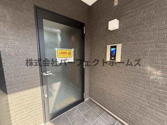 リテラス光善寺のエントランス|毎日通るエントランスはこのようになっています