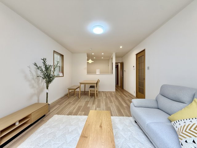 守山区元郷2丁目戸建の居間・リビング