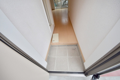 【玄関】 | アートヒルズ若葉町 | ※別部屋の写真になります。