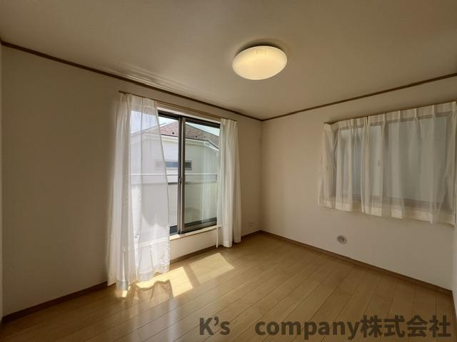 ◎茅ヶ崎市甘沼　中古戸建の内装|手すり付き階段♪
