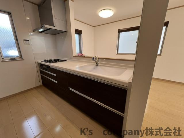 ●茅ヶ崎市甘沼　中古戸建のキッチン|システムキッチン・使い勝手がよいキッチン◇◇