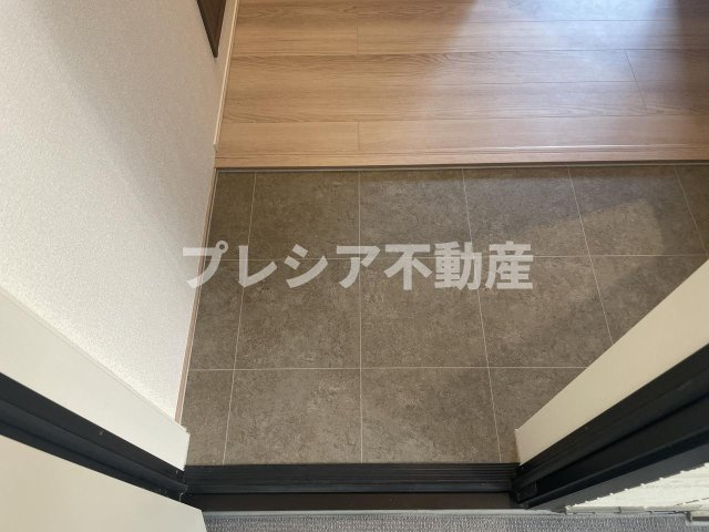 上甲子園廣和レジデンスの玄関