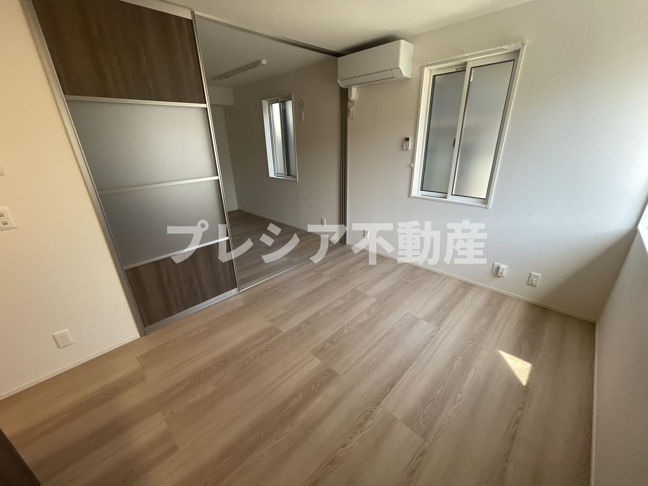 上甲子園廣和レジデンスの居間・リビング