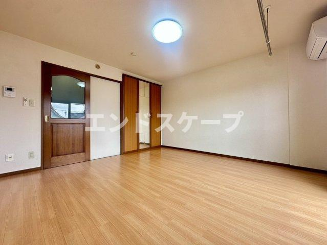 ヴァンテアンの居間・リビング|高崎、前橋のお部屋探しはエンドスケープまで！お客様の理想お聞かせ下さい♪
