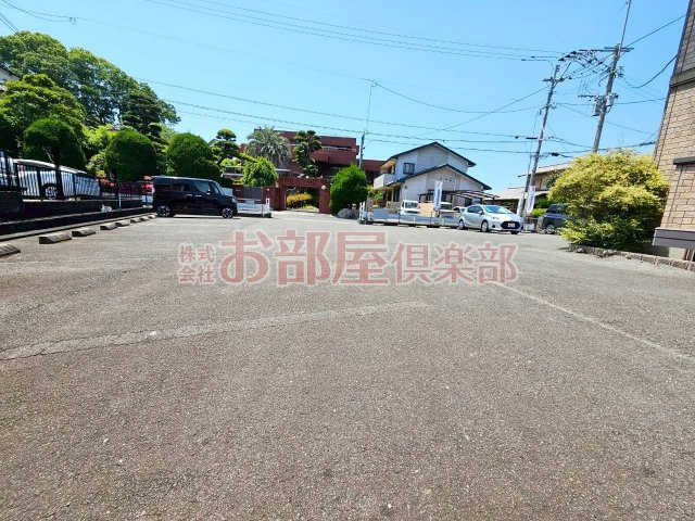 カトルセの駐車場