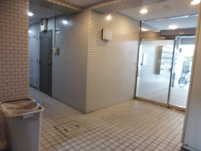 ランドピア西浅草のロビー