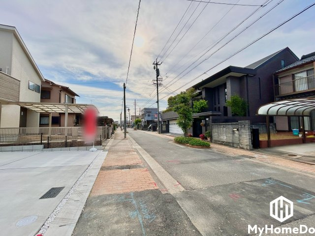 西区清里町　1期の前面道路含む現地写真
