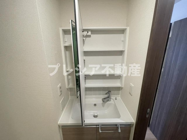 上甲子園廣和レジデンスの洗面所