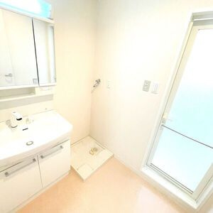 ヴィアーレ勾当台Ⅱの洗面所