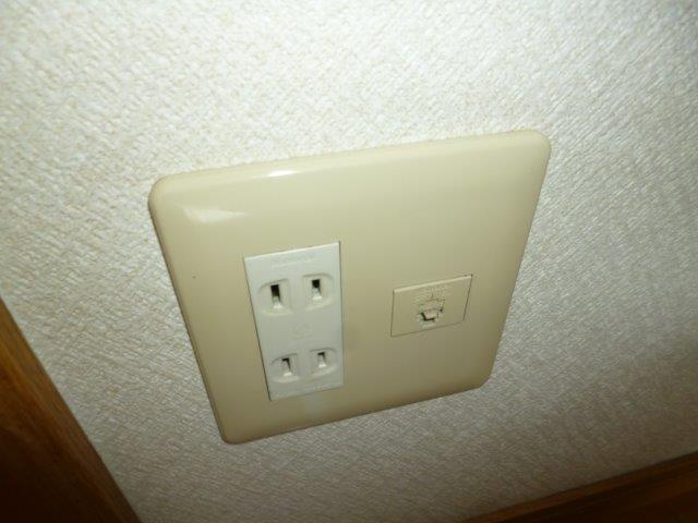 フルールの設備|電話モジュラー