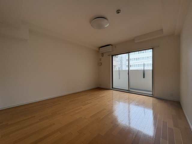 【居間・リビング】ショーソン上沢