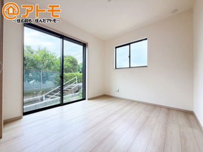【子供部屋】 | 駿東郡清水町長沢643番　新築一戸建て　A号棟 | 広々使える収納付きの洋室です♪
